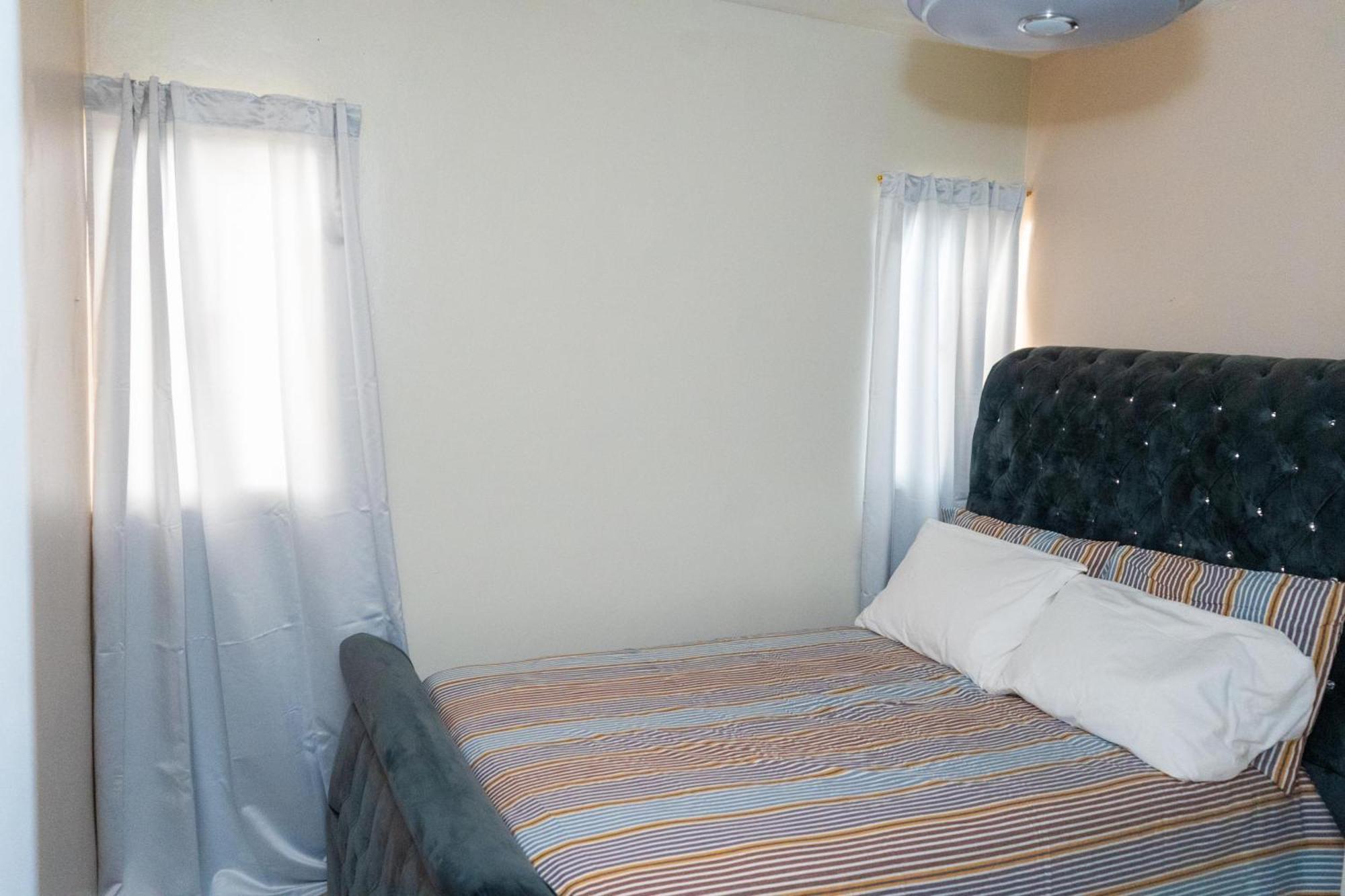 La Grua Casa Familiar Acogedora En Zona Residencialヴィラ エクステリア 写真