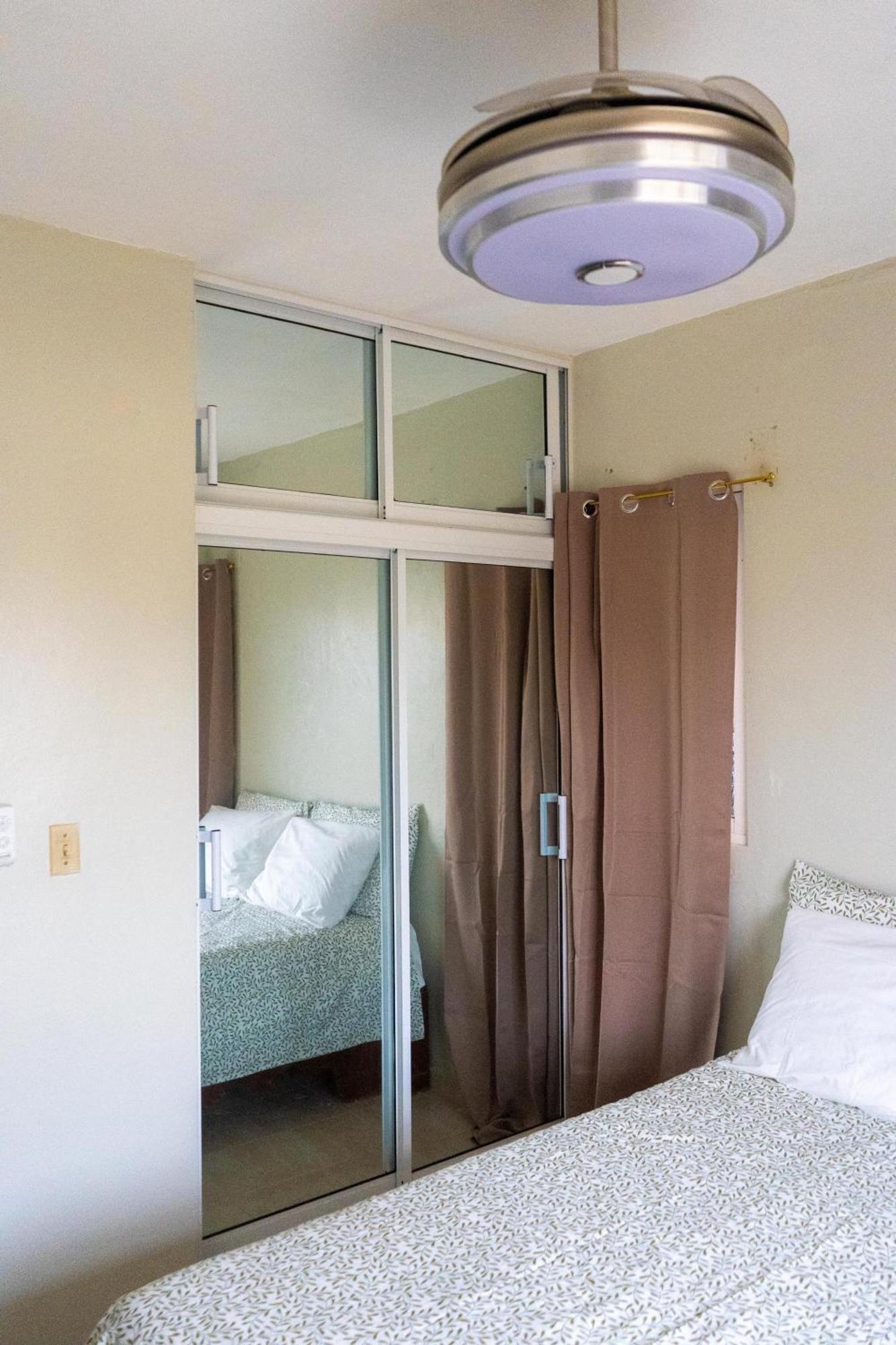 La Grua Casa Familiar Acogedora En Zona Residencialヴィラ エクステリア 写真
